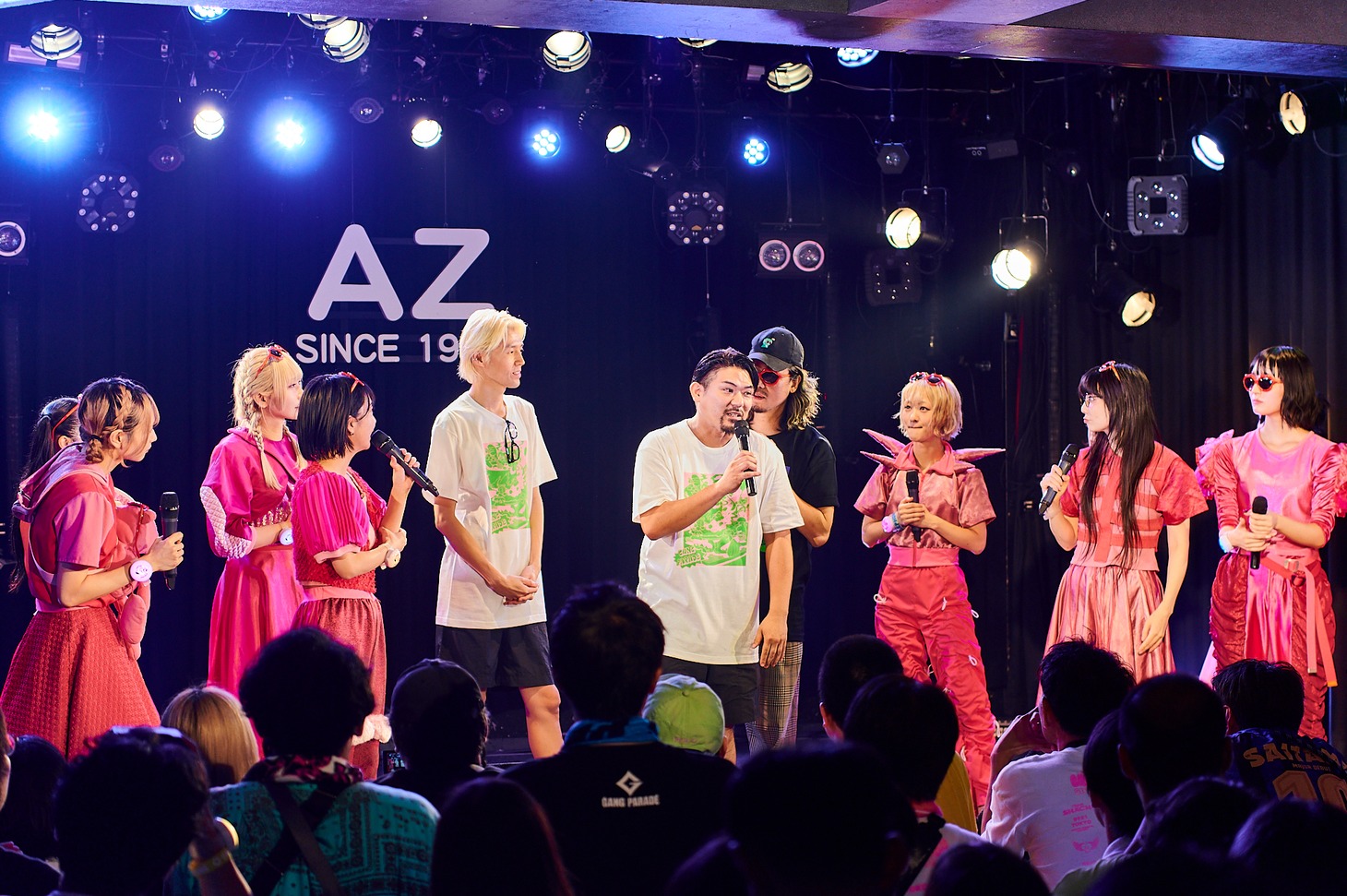 GANG PARADEとthe telephonesのトークの様子。