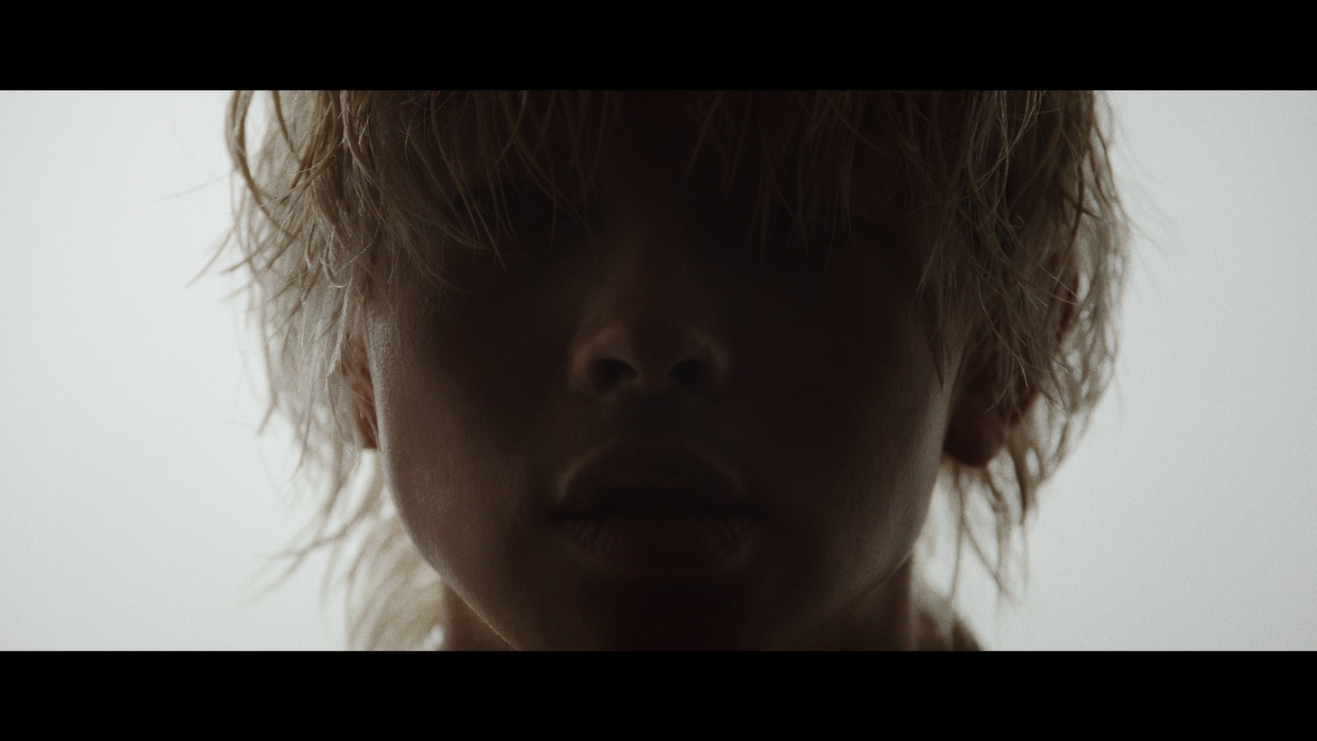 imase「Dried Flower」ミュージックビデオより。