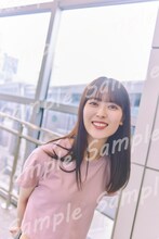 岩本蓮加（乃木坂46）1st写真集「いたずらな風」コーチャンフォー特典ポストカード（Photo by SAKAI DE JUN）
