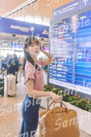 岩本蓮加（乃木坂46）1st写真集「いたずらな風」くまざわ書店特典ポストカード（Photo by SAKAI DE JUN）