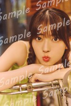 岩本蓮加（乃木坂46）1st写真集「いたずらな風」未来屋書店＆アシーネ特典ポストカード（Photo by SAKAI DE JUN）