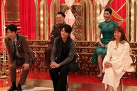 左から後藤輝基（フットボールアワー）、柴田理恵、高地優吾（SixTONES）、アンミカ、藤本美貴。(c)フジテレビ