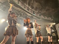 「フィロソフィーのダンス The Principal Show 2024 ～Sweet Time～」初日公演の様子。