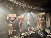 「フィロソフィーのダンス The Principal Show 2024 ～Sweet Time～」初日公演の様子。