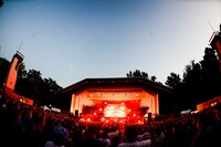 「『KYO-MEIワンマンライブ』～第五回夕焼け目撃者～」の様子。（Photo by Makoto Shinkawa）