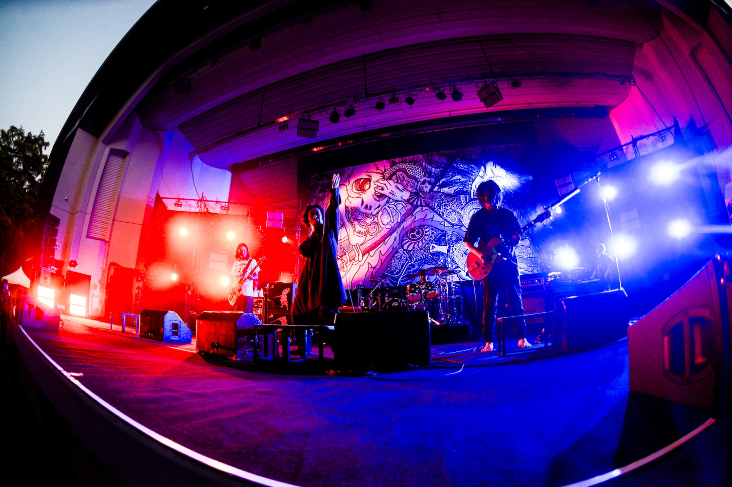 THE BACK HORN（Photo by Makoto Shinkawa）