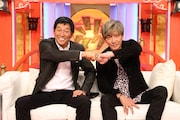 左から明石家さんま、木村拓哉。(c)フジテレビ