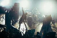 THE FOREVER YOUNG（撮影：小杉歩）