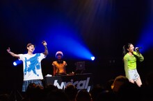 左からryuya、reina、mana。（撮影：須古恵）