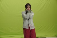 HYEINのビハインド映像より。