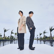 ØMIと山下智久のロイヤル感を表現、ラグジュアリーなコラボ曲「Feel Gold」配信決定