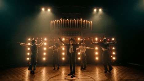 渋谷すばる「Lov U」ミュージックビデオより。