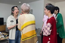 「ダンエビホームパーティー」の様子。(c)「DAN! DAN! EBiDAN!」製作委員会