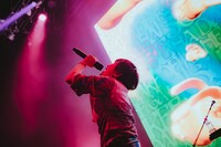 サーヤ（Vo）（Photo by Daiki Miura）