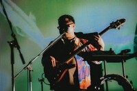 休日課長（B）（Photo by Daiki Miura）