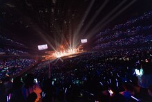 超特急のライブの様子。