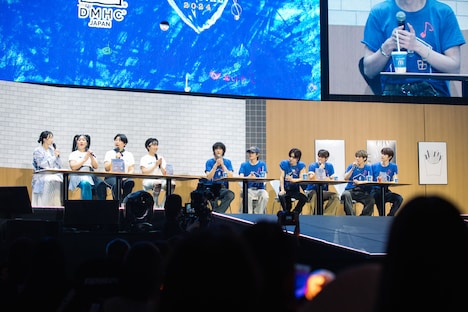 トークセッションの様子。