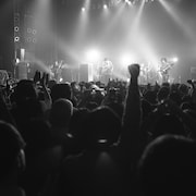 家主や台風クラブが熱演!NEWFOLKの5周年イベントが満員のO-EASTで完結
