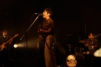 台風クラブのライブの様子。（撮影：今井駿介）