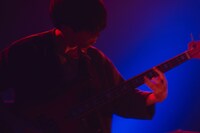 田中悠平（Vo, B / 家主）（撮影：今井駿介）