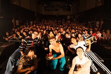 「OKAMOTO'S 15thAnniversary FORTY SEVEN LIVE TOUR RETURNS」京都講演の様子