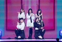 「Cherish (My Love)」を披露するILLIT。 (P)&(C) BELIFT LAB Inc.