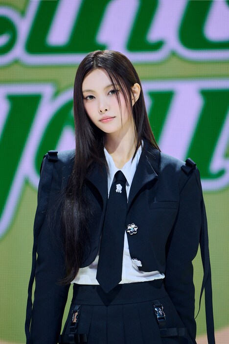 YUNAH(ILLIT)(P)&(C) BELIFT LAB Inc.