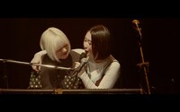 とた「あるく」ライブ映像より。