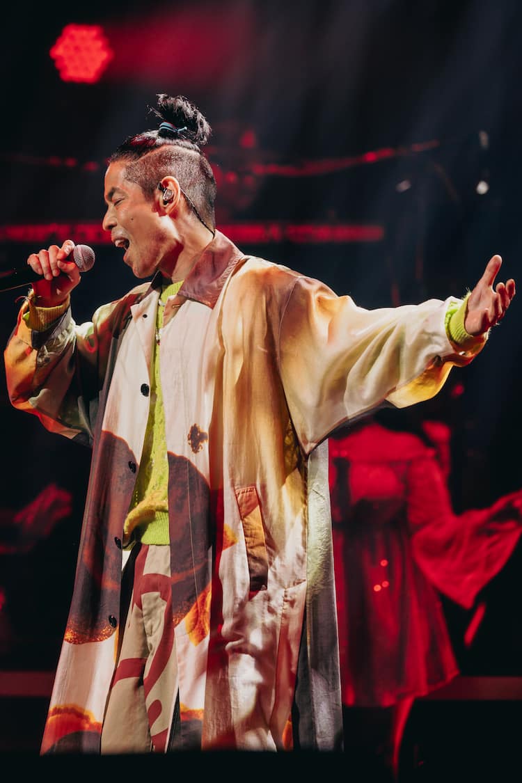 Japanese King of Soul”久保田利伸がいつもの王道ライブで観客を魅了 