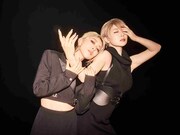 左から加藤ミリヤ、椎名林檎。