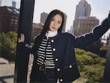 TOMMY HILFIGERの2024年秋の新作を着こなすJISOO(BLACKPINK)。