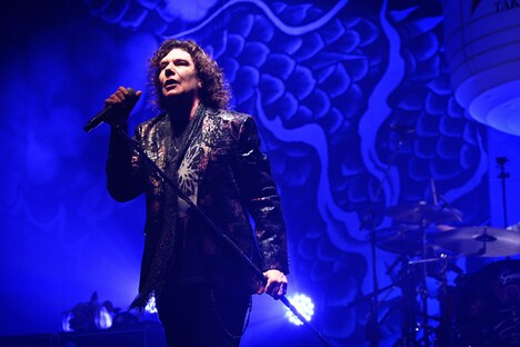 エリック・マーティン(Vo)