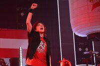 エリック・マーティン（Vo）