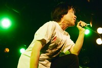 鈴木圭介（フラワーカンパニーズ）（撮影：新保勇樹）