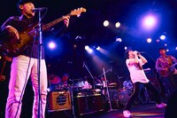 フラワーカンパニーズ（撮影：新保勇樹）