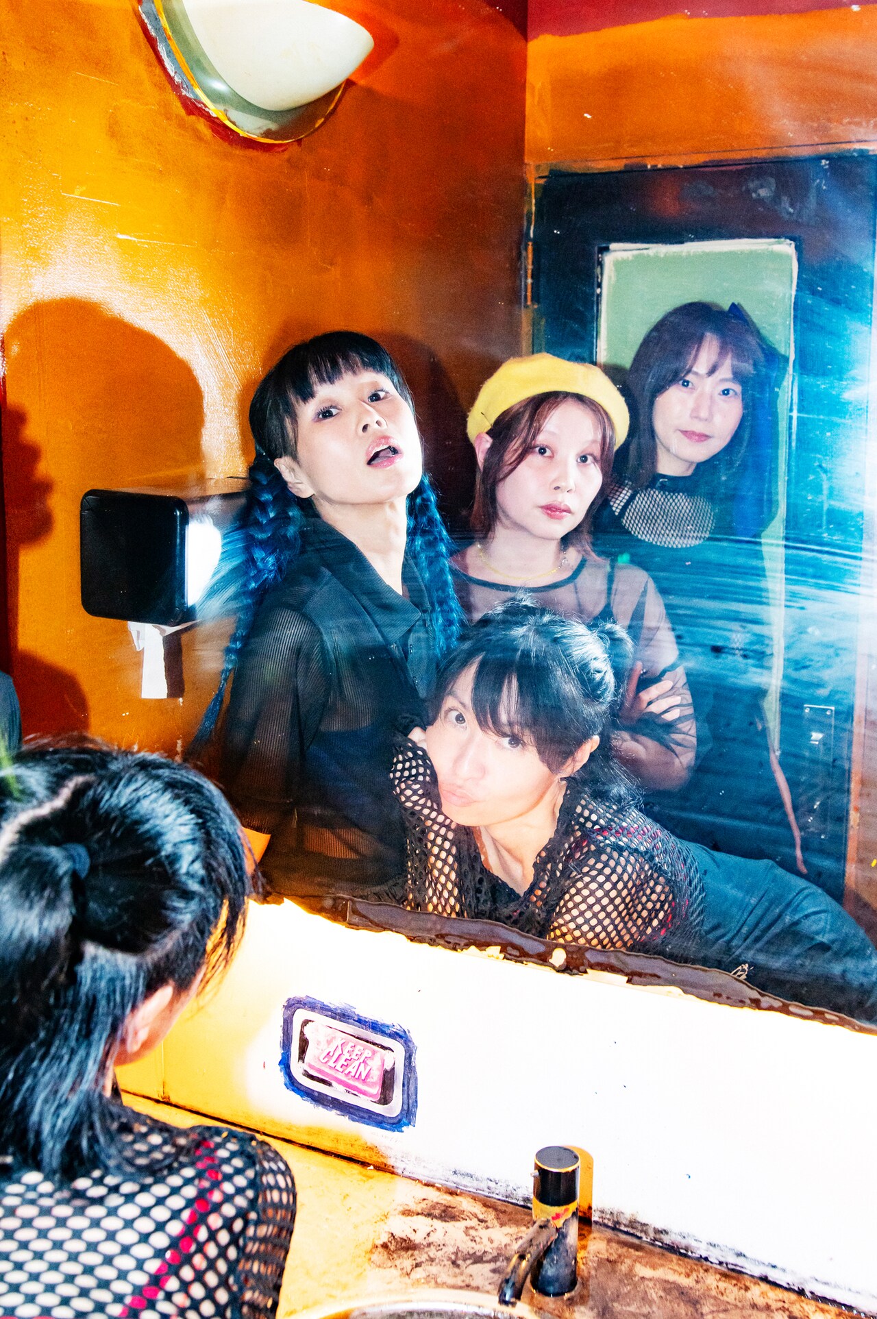 ニーハオ!!!!新曲でクラーク内藤と再タッグ、ドラムンベースでぜーんぶ見せびらかす