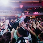 新しい学校のリーダーズ、世界ツアーに6万5000人動員「AG革命は続いていきます!」