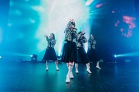 新しい学校のリーダーズ（Photo by Lindsey Blane）