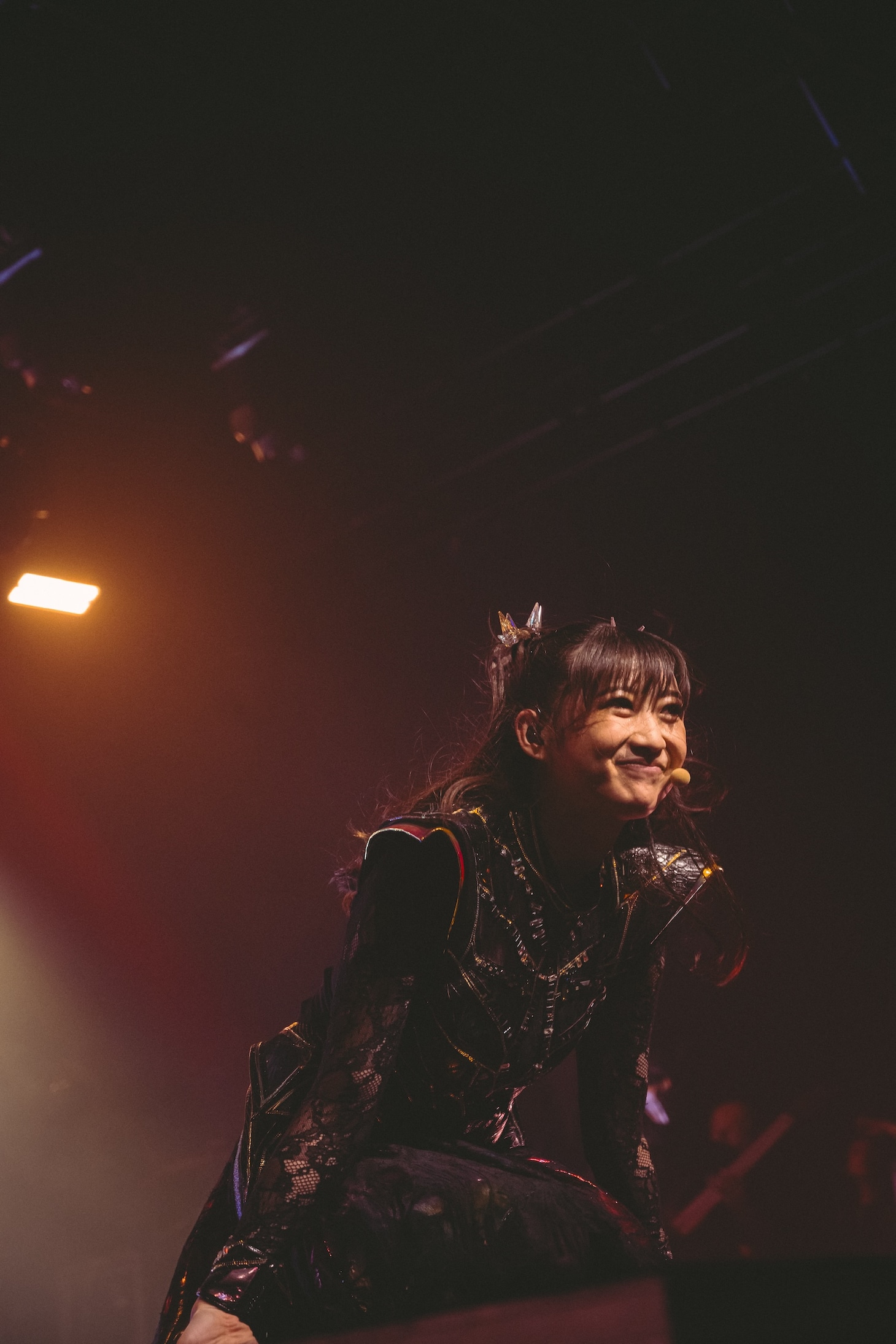 BABYMETALのブラジル・サンパウロ単独公演よりMOMOMETAL。（Photo by @30e）