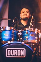 Ryuya Inoue（Dr）（撮影：横山マサト）