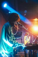 Ofeen（DJ / luv）（撮影：横山マサト）