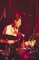 Sho（Dr / luv）（撮影：横山マサト）