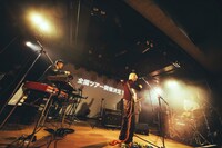 luv（撮影：横山マサト）