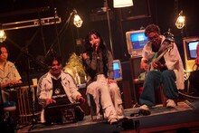 eill「BLUE ROSE TOUR 2024」東京公演の様子。（Photo by tatsuki nakata）