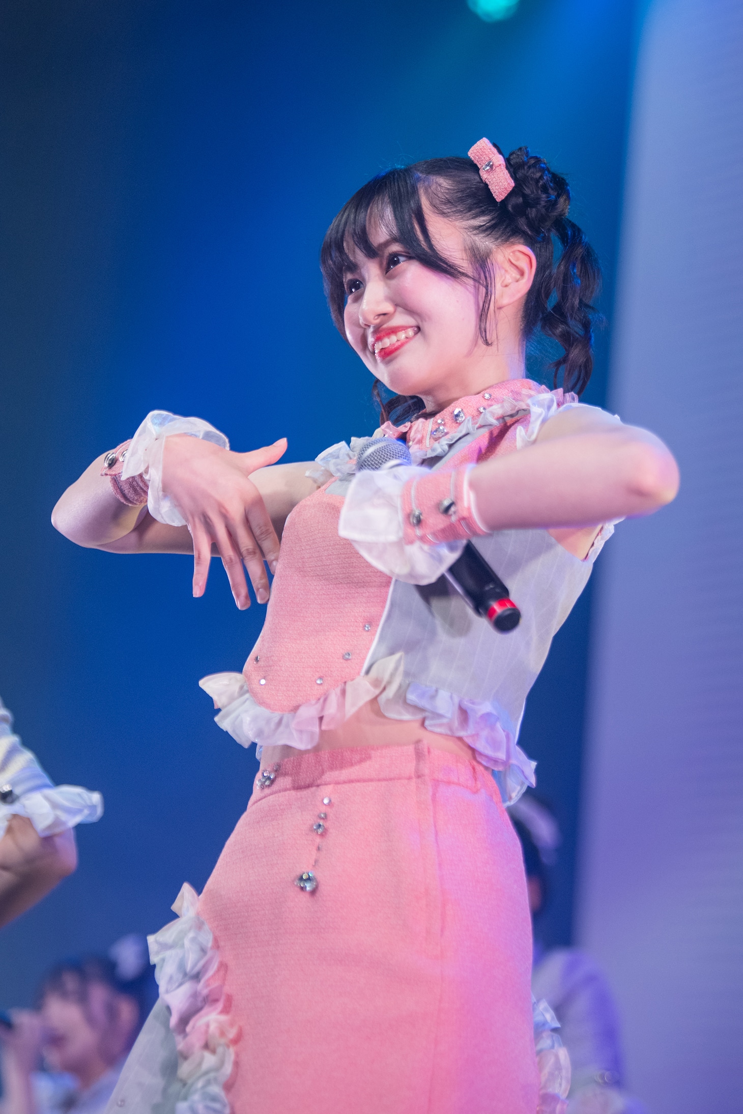 中村朱里