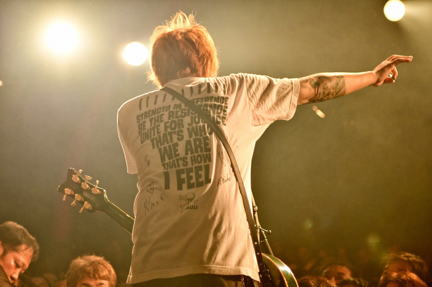 横山健（Vo, G）（撮影：半田安政）