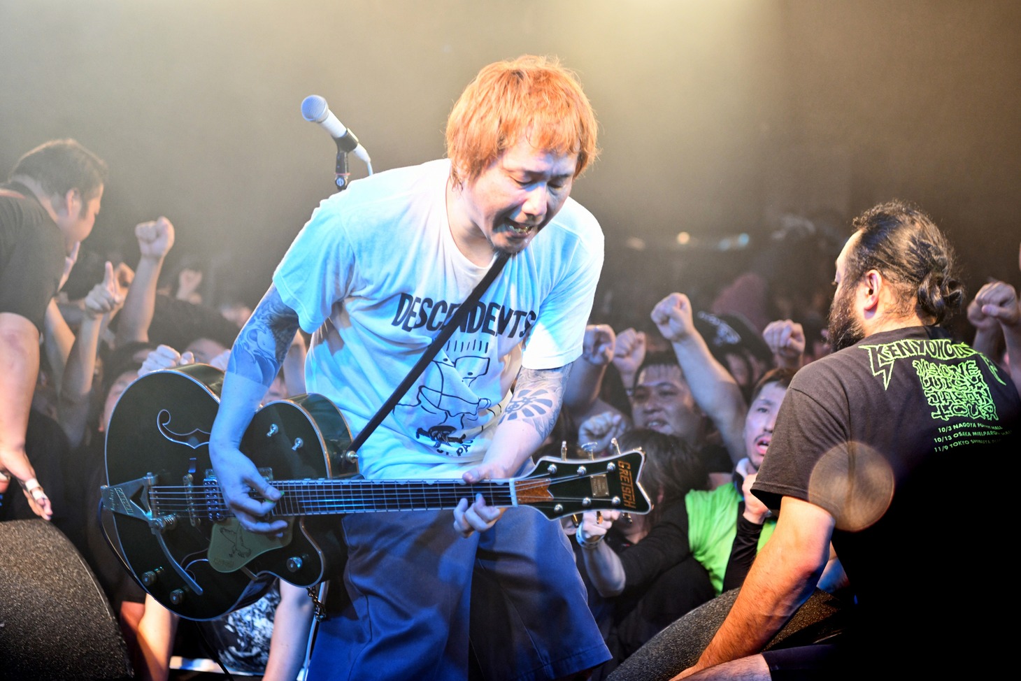 横山健（Vo, G）（撮影：半田安政）