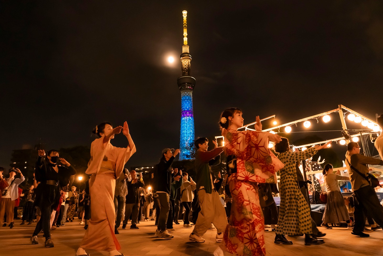 2023年の「すみゆめ踊行列」の様子。（Photo by 427FOTO）
