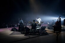 折坂悠太「呪文ツアー」東京公演の様子。（Photo by Yukitaka Amemiya）