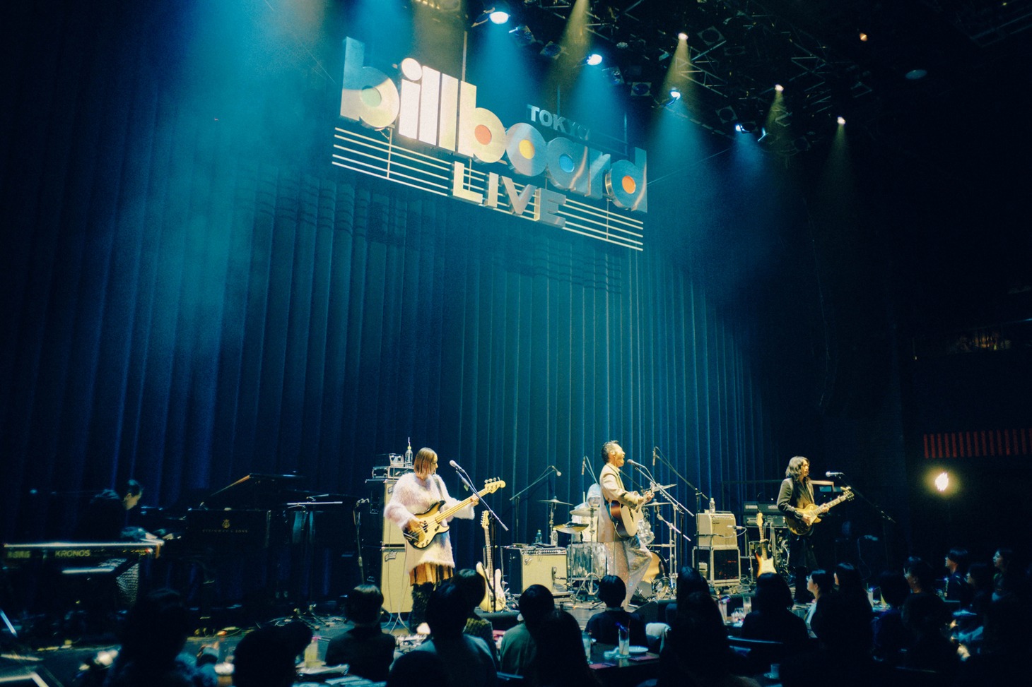 「MONO NO AWARE Billboard Live Tour 2024」東京公演1stステージの様子。（撮影：マスダレンゾ）